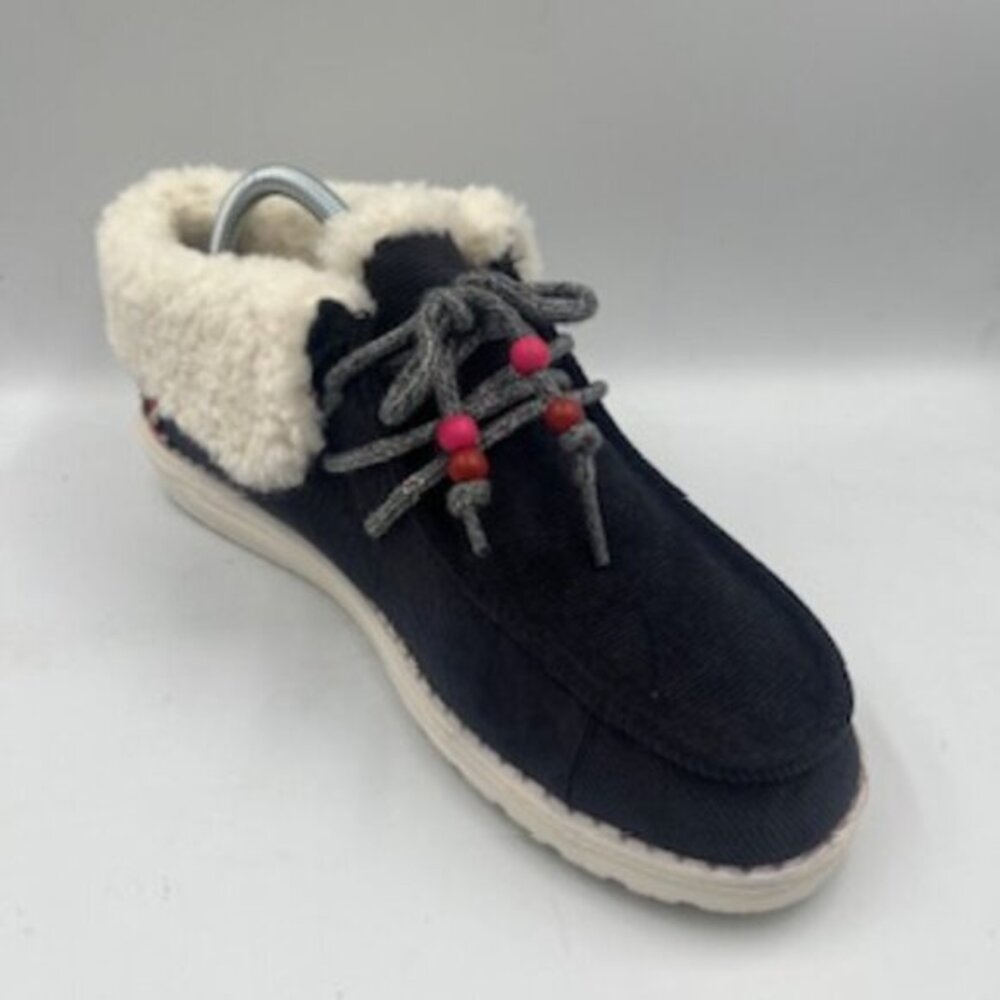 NEW Hey Dude Shoes Women’s‎ Size 7 Black Corduroy Sherpa Lined Lace Up NWT